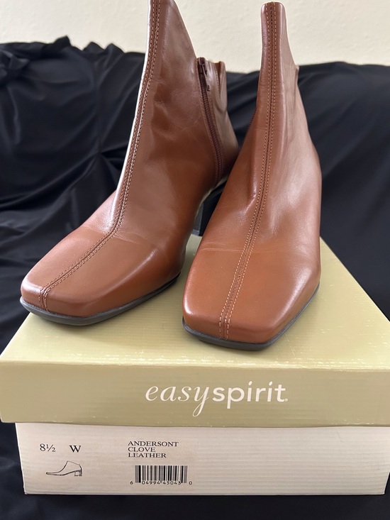 Easy Spirit Shoes - Easy Spirit, Andersont Tan Leather Square-Toe Ankle Boots - 8.5W